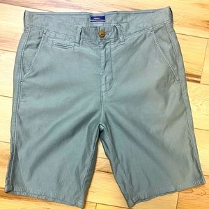 Johnnie-O Bombay Shorts Waist 30” Just Above Knee (Avocado color)